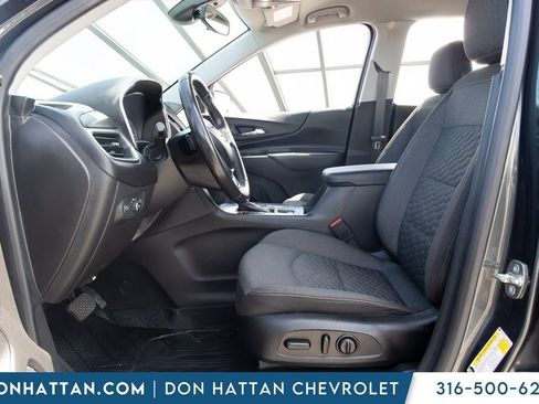 Used 2020 Chevrolet Equinox LT FWD image 3