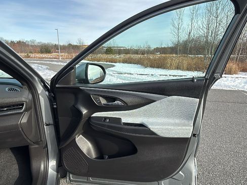 Used 2024 Buick Envista Preferred w/ Convenience I Package image 16