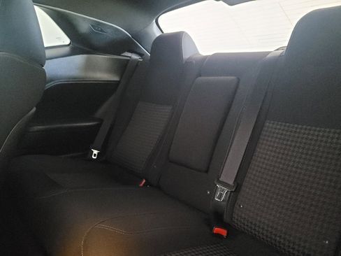 Used 2019 Dodge Challenger SXT RWD image 18