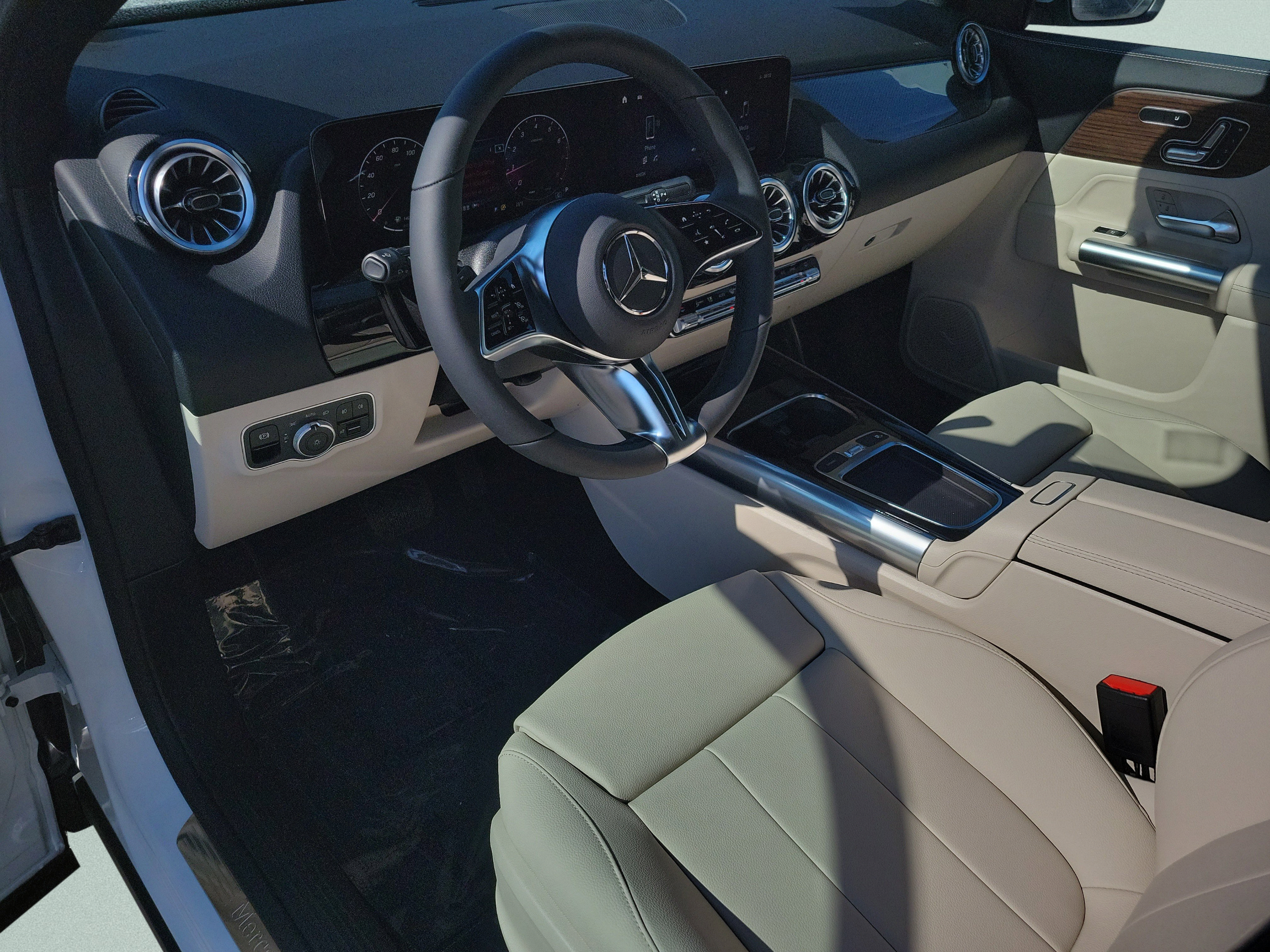 Certified 2026 Mercedes-Benz GLA 250 image 18