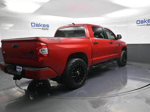 Used 2021 Toyota Tundra Limited w/ Limited Premium Package image 8