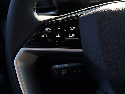 New 2025 Audi Q5 Premium Plus image 9