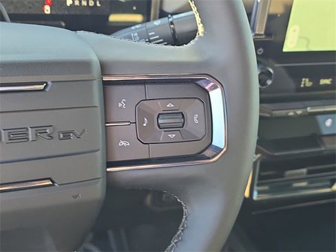 New 2026 GMC Hummer EV SUV image 12