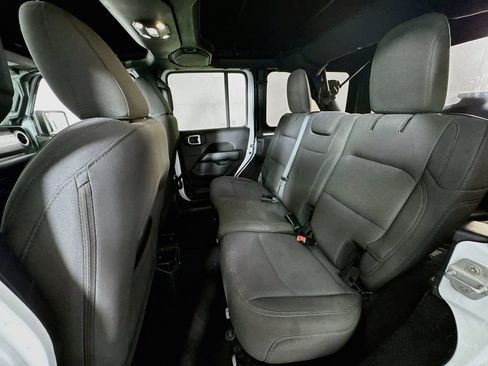 Used 2021 Jeep Wrangler Unlimited Sahara AWD/4WD image 23