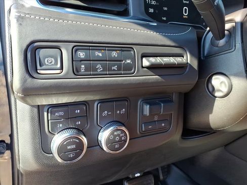 Used 2024 GMC Yukon Denali Ultimate image 23