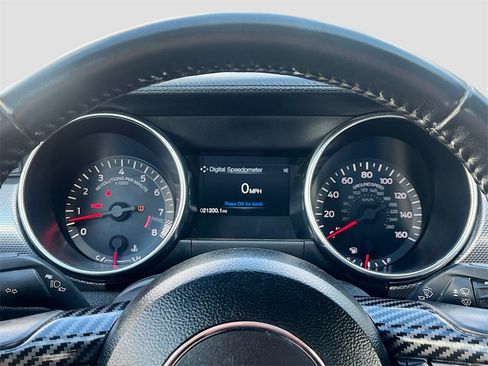 Used 2022 Ford Mustang GT image 12