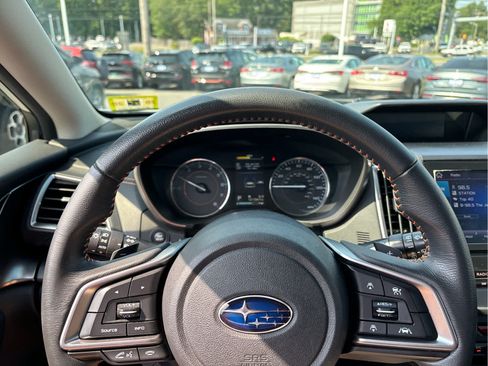 Used 2019 Subaru Crosstrek 2.0i Limited w/ Moonroof Package AWD/4WD image 10