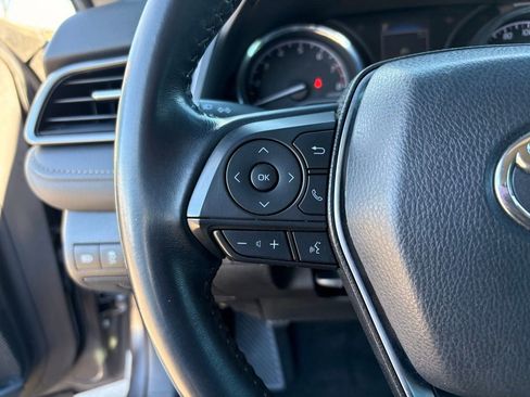 Used 2019 Toyota Camry SE image 23