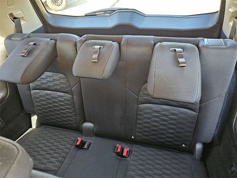 Certified 2024 Nissan Pathfinder SV image 12