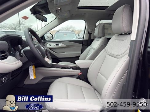 New 2026 Ford Explorer Active image 19