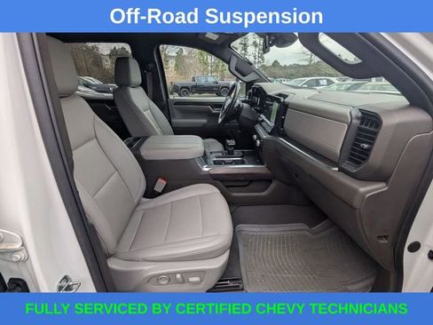 Used 2023 GMC Sierra 1500 SLT w/ SLT Premium Package image 21