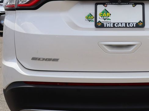 Used 2018 Ford Edge SEL w/ Equipment Group 201A FWD image 19
