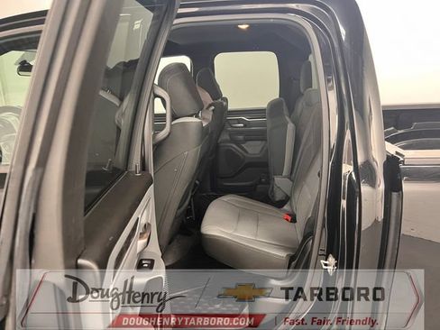 Used 2023 RAM 1500 Big Horn AWD/4WD image 32