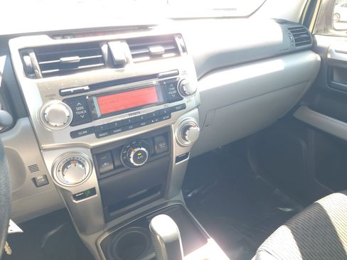 Used 2013 Toyota 4Runner SR5 image 16