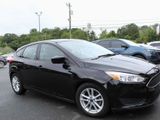 Used 2018 Ford Focus SE image 3