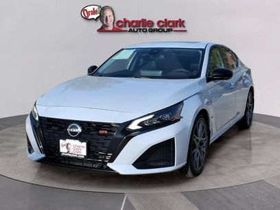 Used 2023 Nissan Altima 2.0 SR