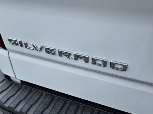 Used 2020 Chevrolet Silverado 1500 LTZ w/ LTZ Convenience Package image 9