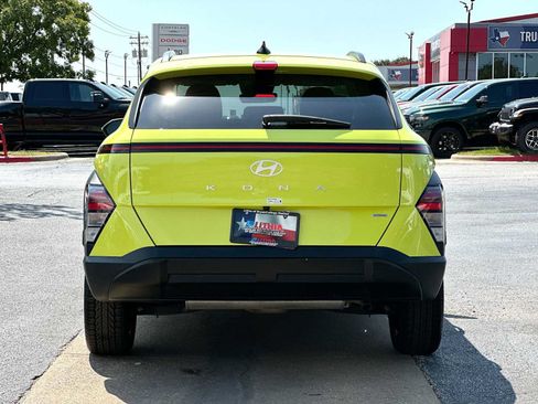 Used 2025 Hyundai Kona SEL AWD/4WD image 14