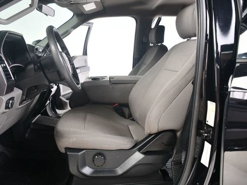 Used 2020 Ford F250 XLT w/ Snow Plow Prep Package image 29