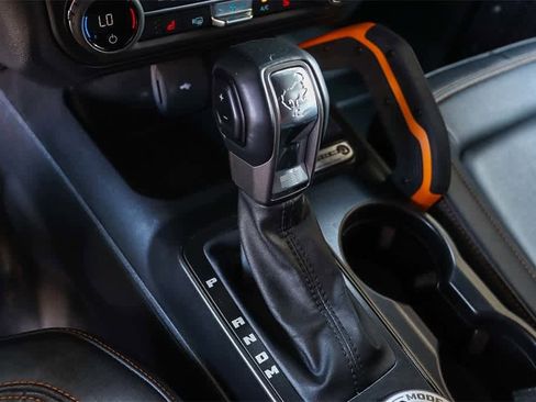 Used 2021 Ford Bronco Badlands image 20