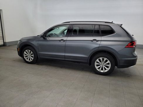 Used 2020 Volkswagen Tiguan S image 3