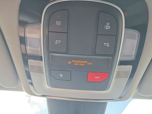 Used 2023 Hyundai Santa Fe SEL image 29