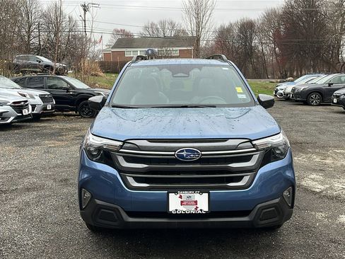 Certified 2025 Subaru Forester Premium image 4