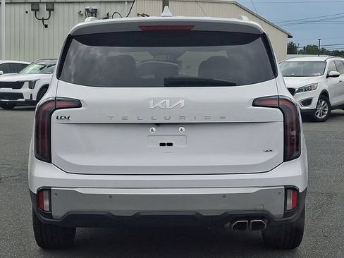 Used 2024 Kia Telluride EX AWD/4WD image 5