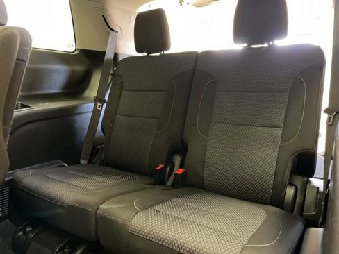 Used 2021 GMC Acadia SLE w/ Driver Convenience Package image 15