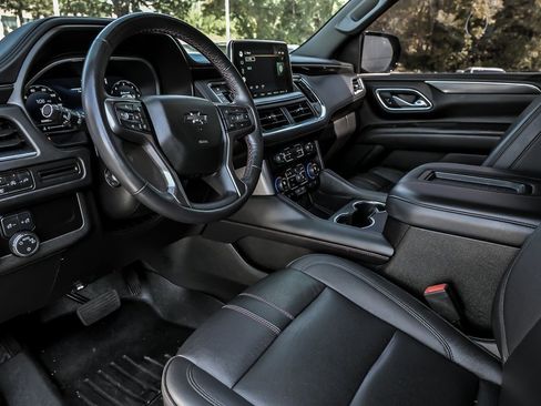 Used 2022 Chevrolet Tahoe RST w/ Luxury Package image 13