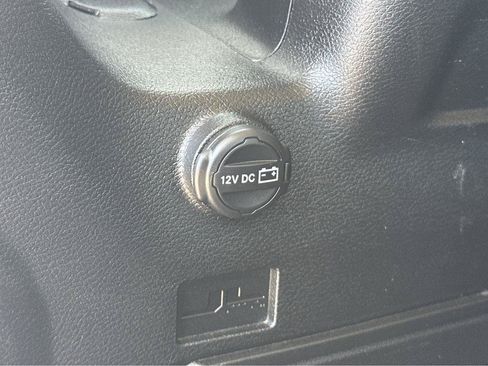 Used 2022 Jeep Wrangler Unlimited Sport AWD/4WD image 36