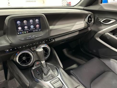 Used 2022 Chevrolet Camaro LT w/ RS Package image 15