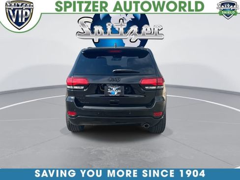 Used 2018 Jeep Grand Cherokee Altitude AWD/4WD image 8