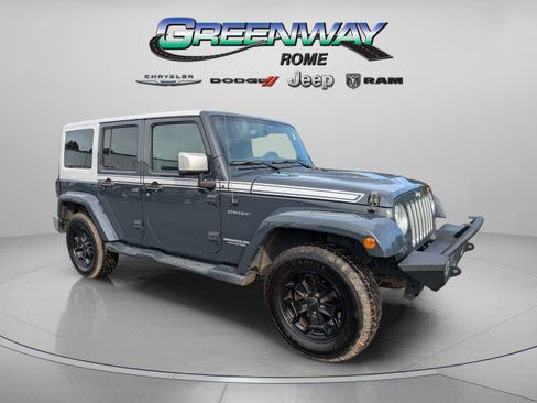 Used 2017 Jeep Wrangler Unlimited Sahara w/ Quick Order Package 24E Chief AWD/4WD image 8