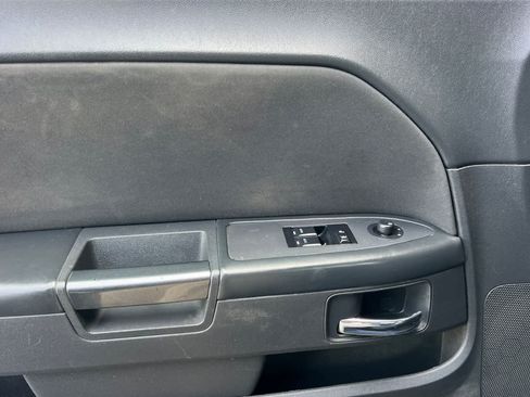 Used 2013 Dodge Challenger SXT RWD image 12