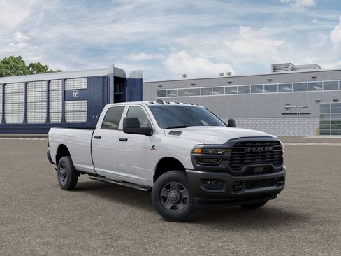 New 2025 RAM 2500 Tradesman AWD/4WD image 6