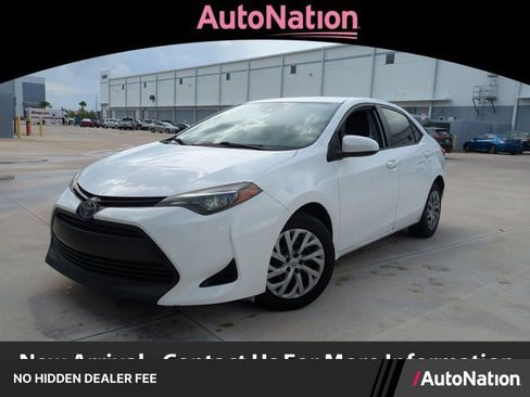 Used 2018 Toyota Corolla LE FWD image 1