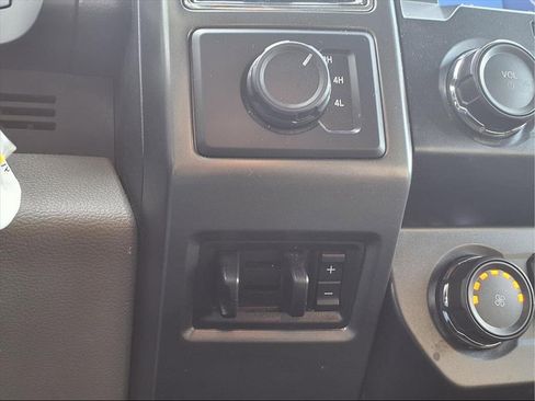 Used 2022 Ford F250 XLT image 9