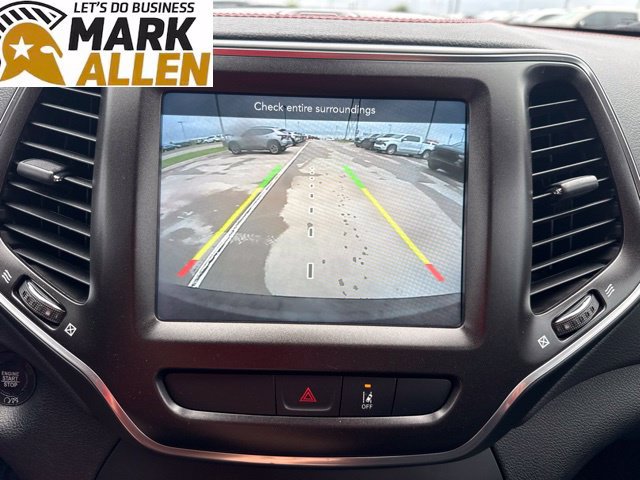 Used 2022 Jeep Cherokee Trailhawk w/ Trailer Tow Group AWD/4WD image 10