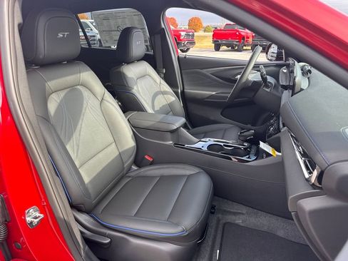 New 2026 Buick Envista Sport Touring image 15