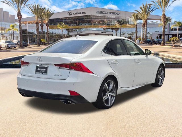 Used 2018 Lexus IS 300 w/ Comfort Package RWD image 5