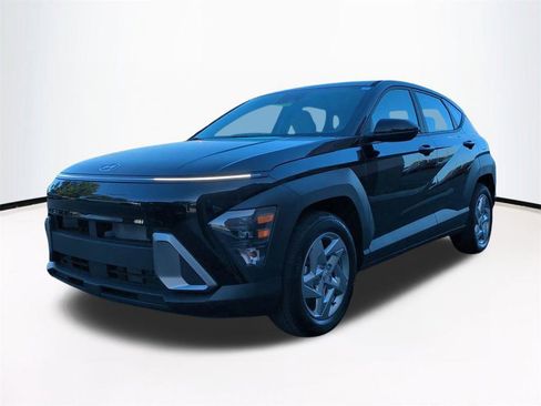 New 2026 Hyundai Kona SE image 9