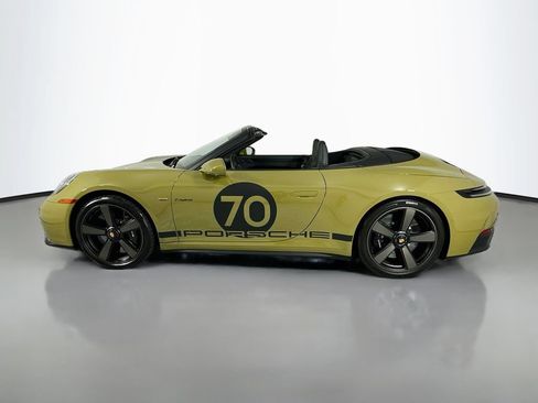 Certified 2026 Porsche 911 GTS RWD image 40