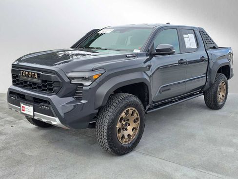 Certified 2025 Toyota Tacoma 4x4 Double Cab Hybrid image 7