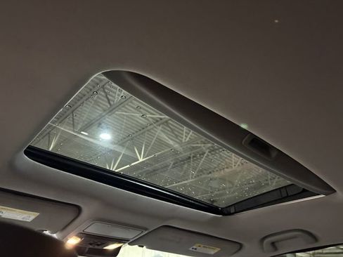 Used 2022 Honda Ridgeline RTL-E image 11