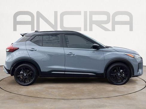 Used 2023 Nissan Kicks SR w/ SR Premium Package image 13