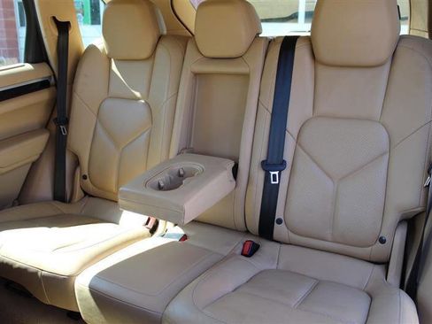 Used 2013 Porsche Cayenne AWD/4WD image 26