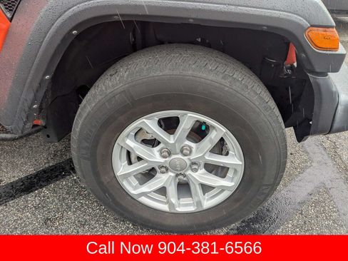 Used 2023 Jeep Wrangler Unlimited Sport AWD/4WD image 11