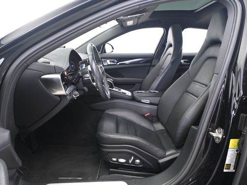Certified 2020 Porsche Panamera RWD image 29