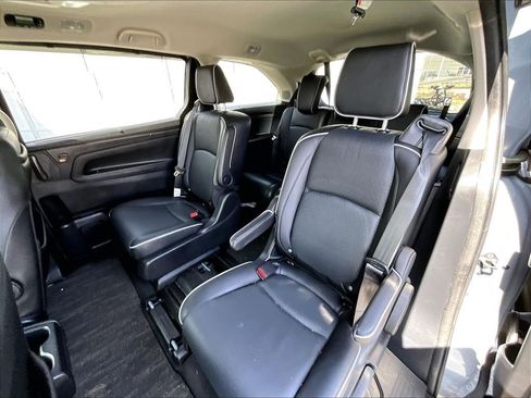 Used 2025 Honda Odyssey Elite image 15
